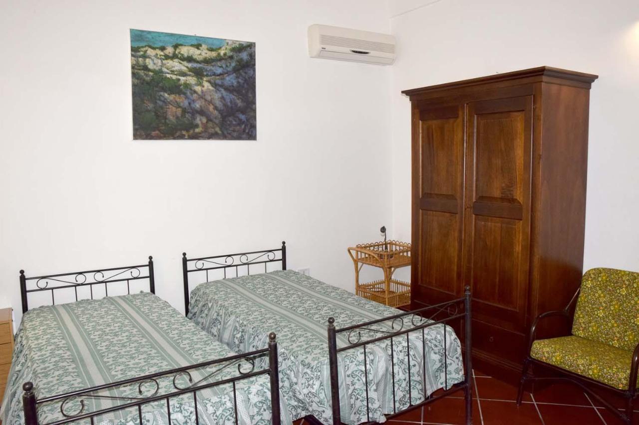 La Giara House ,Near Gallipoli Алецио Екстериор снимка